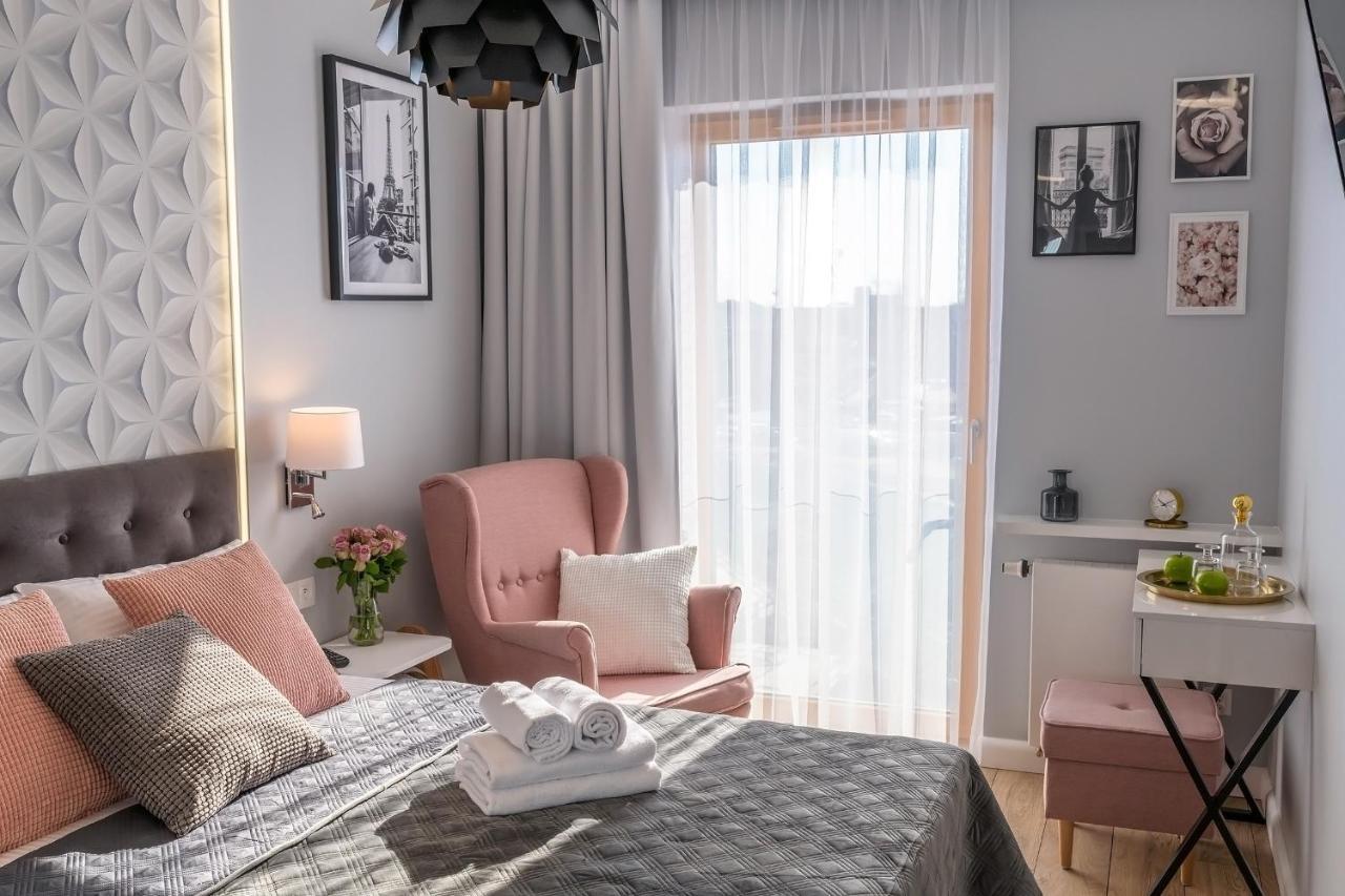 Athome Suites Krakow Bagian luar foto